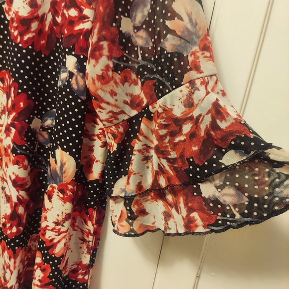 Diana Belle 3/4 Sleeve Floral Blouse size 3x - Picture 5 of 7